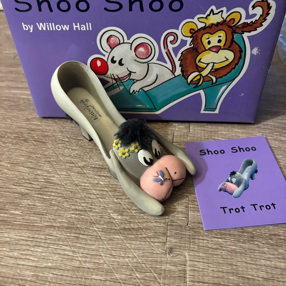 Willow Hall Collectibles Shoo Shoo Miniature Shoe Donkey - Trot Trot